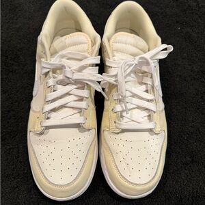 Nike Dunks Size 11